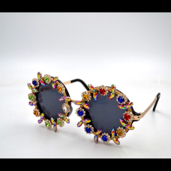 Swarovski crystal sunglasses hand made + hand set - Picture 3 of 4